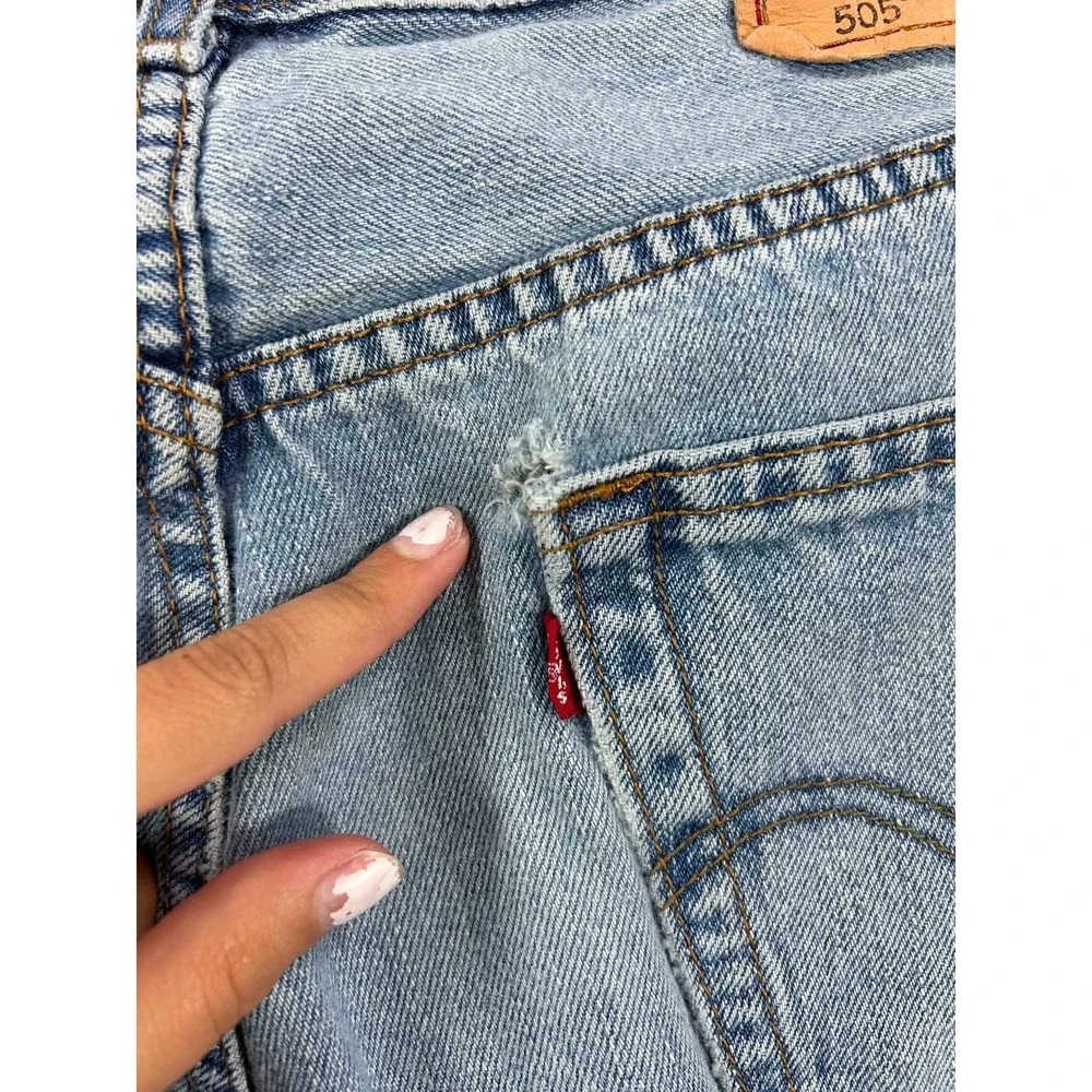 Levis 505 Regular Fit Light Wash Distressed Blue Jeans Mens 34x32 100% Cotton
